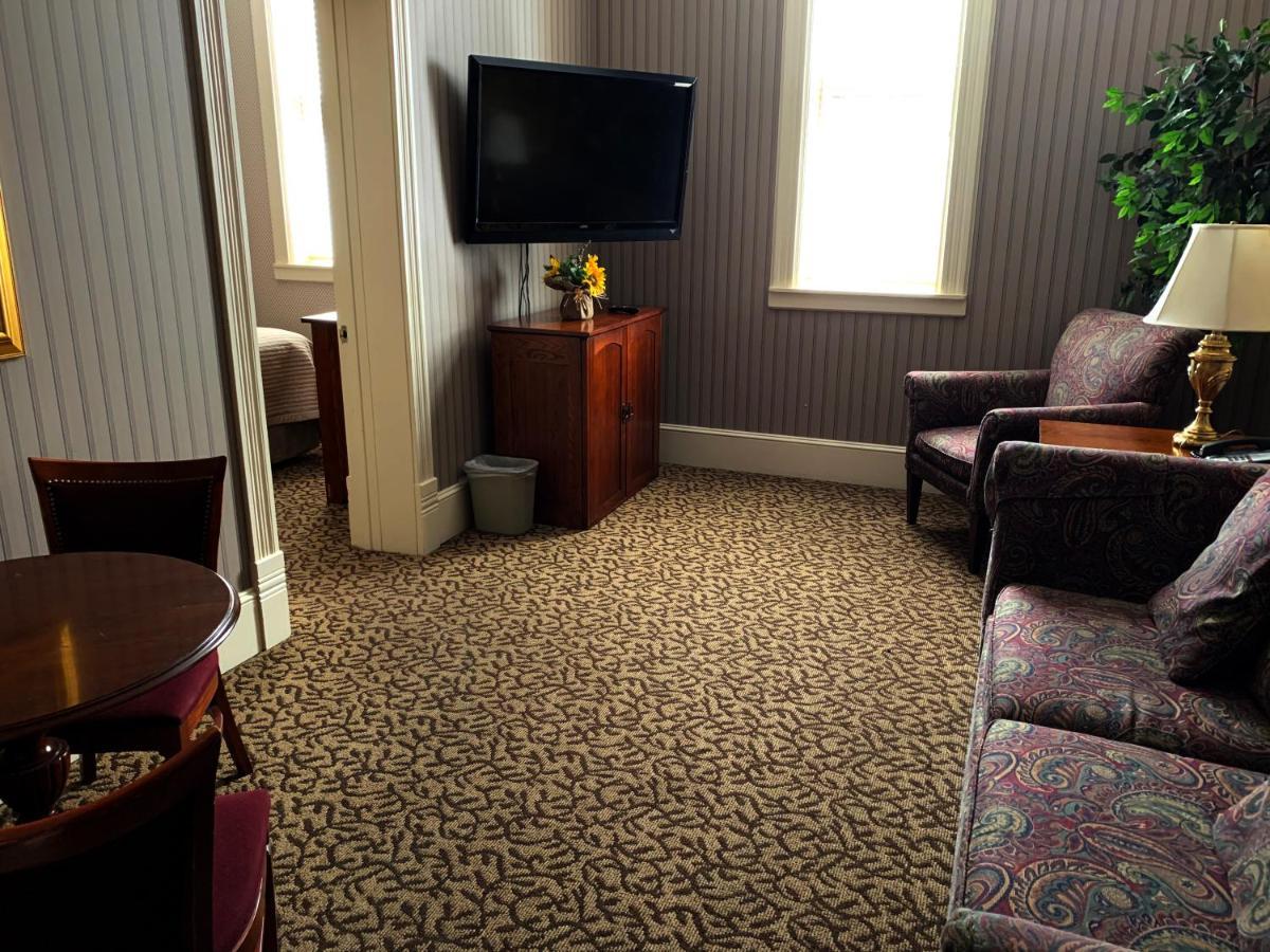 Celebrity Hotel デッドウッド エクステリア 写真